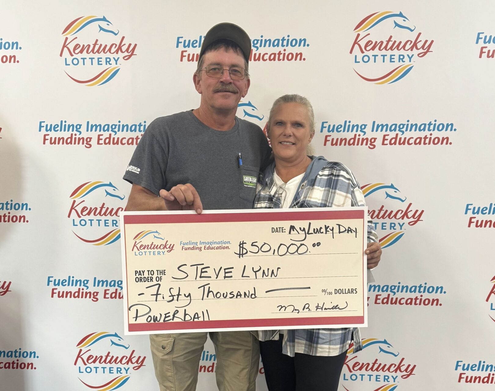 Kentucky couple wins $50,000 Powerball prize after nearly deleting email